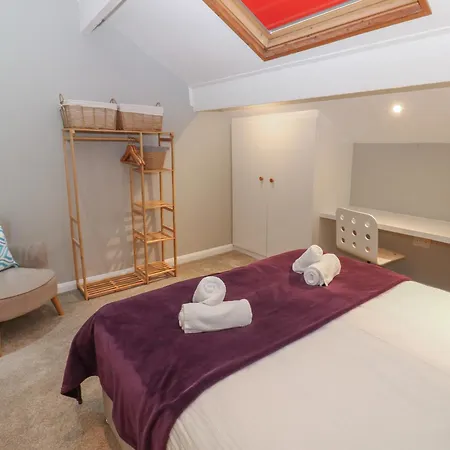 Hampton House * セント・ビーズ